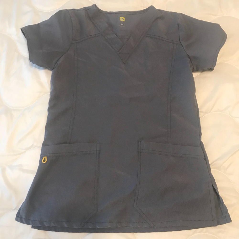 Scrub top